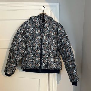 Kari Traa blue and pink bird print hooded bomber puffer ski jacket Size Medium